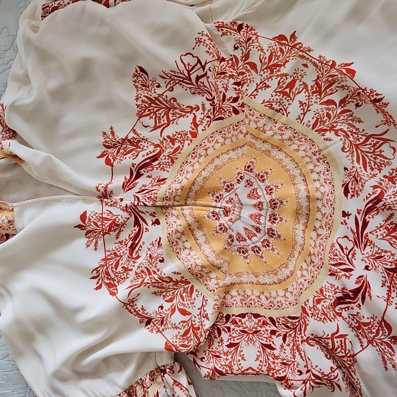 Free‎ People Flowy Bohemian Tunic Blouse Bell Sleeves Size Medium - Picture 7 of 9